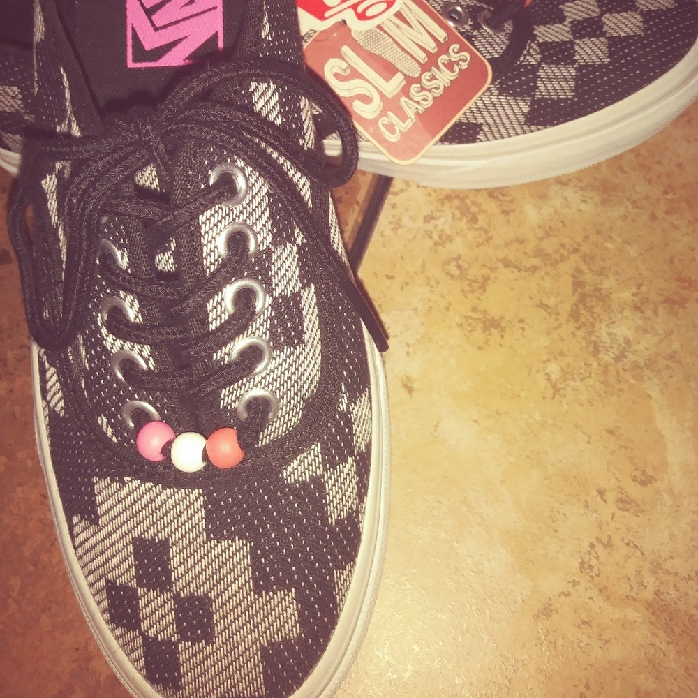 New Women's Vans Sneakers without box